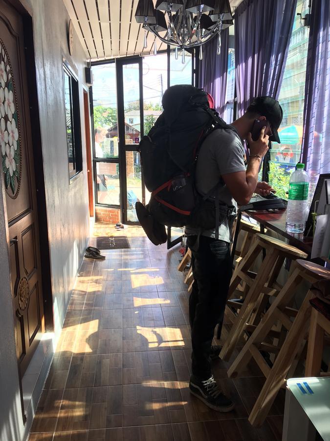 Fon Hostel เชียงราย ภายนอก รูปภาพ
